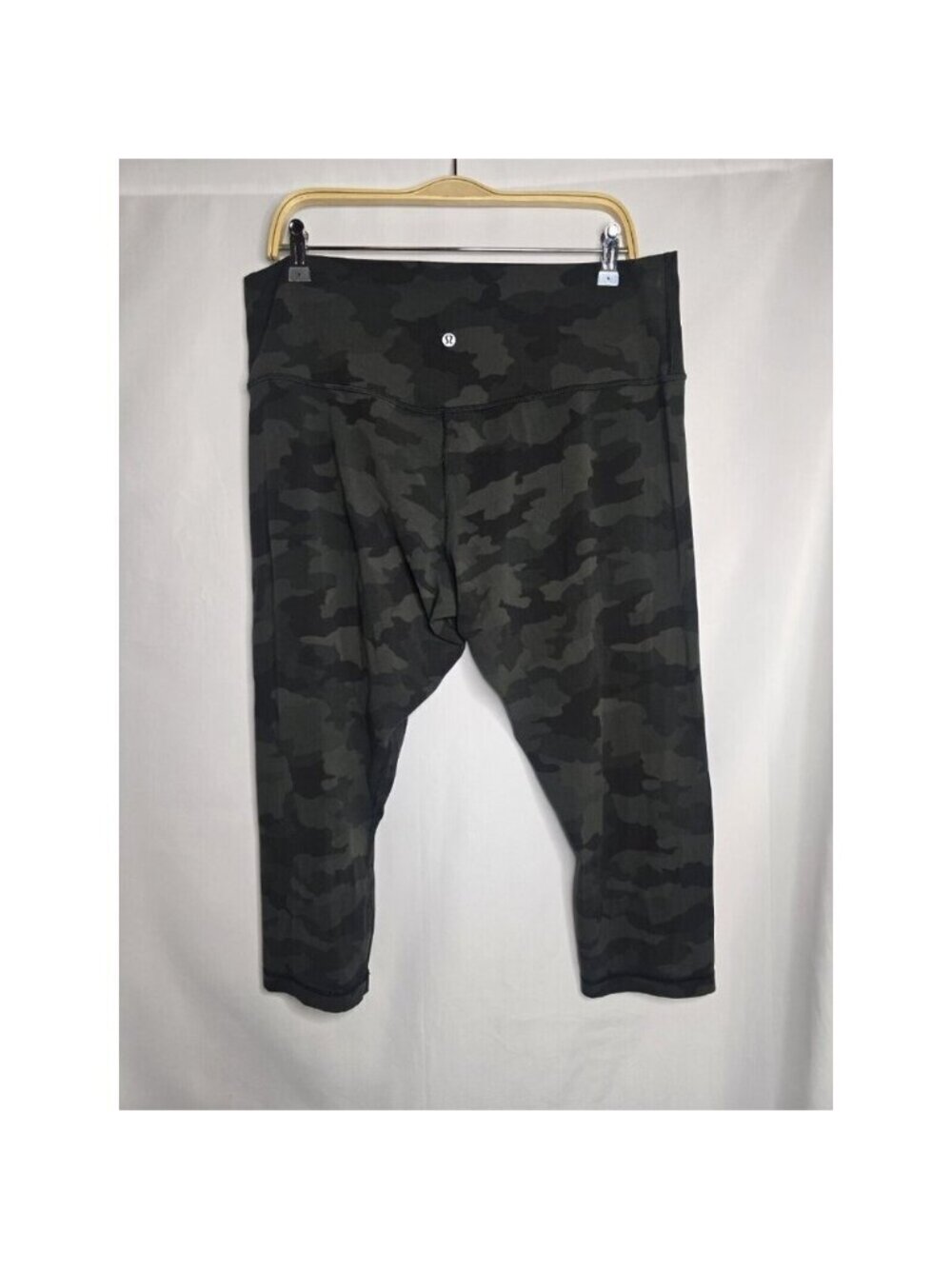 Lululemon Align High Rise Crop Leggings 21” Heritage 365 Camo Dark Olive Size 18